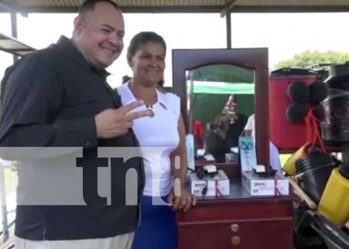 Familias de Nagarote reciben herramientas para fortalecer la economía del hogar