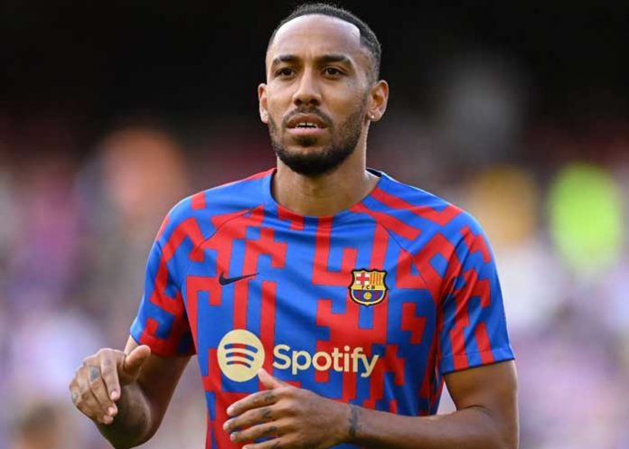 Agresión de ladrones, le 