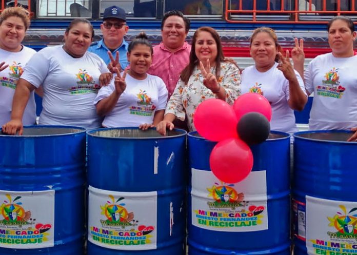Realizan campaña de reciclaje en mercado de Masaya