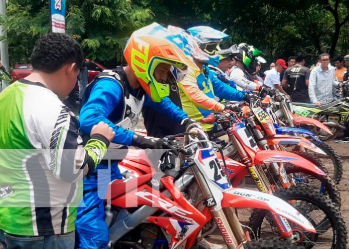 Realizan Campeonato Centroamericano de Motocross en Granada