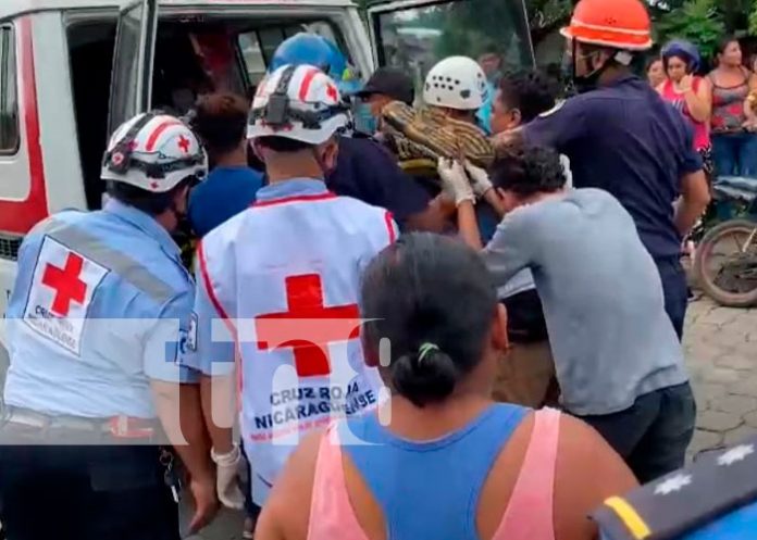 3 Sobrevivió de milagro tras caer de un alto puente en Chinandega