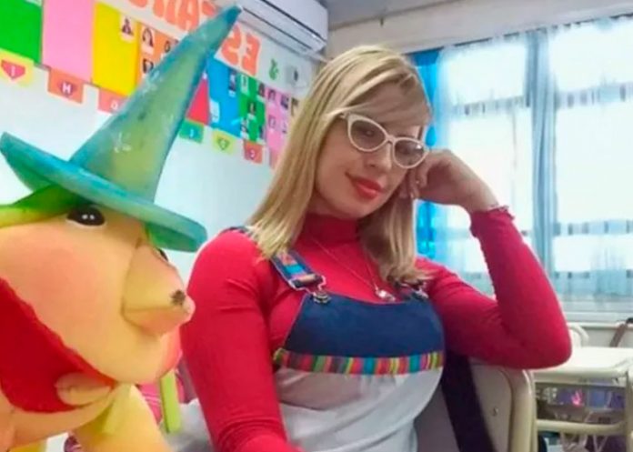 Maestra de Argentina vende contenido erótico 