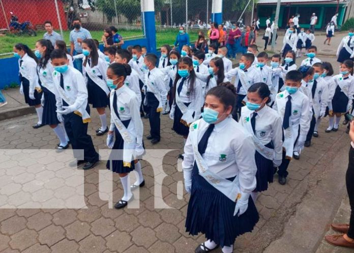 999 Centros educativos de Jinotega celebran a la patria con desfiles
