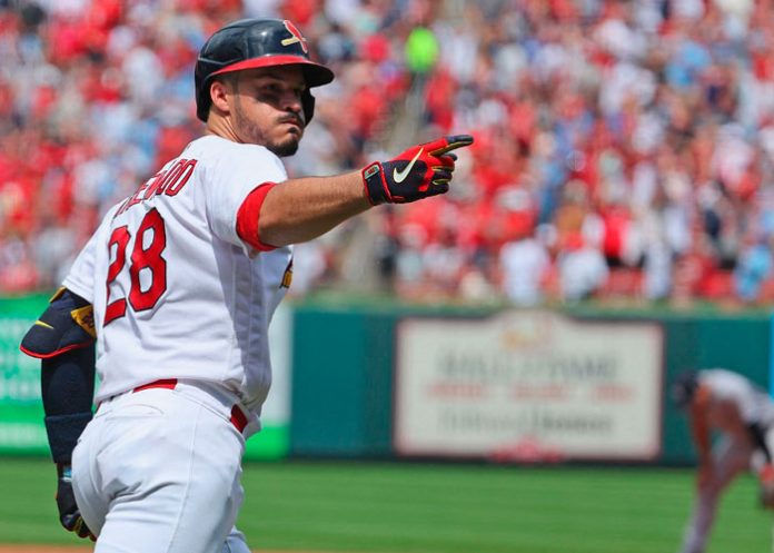 nolan, arenado, cardenales, san luis,