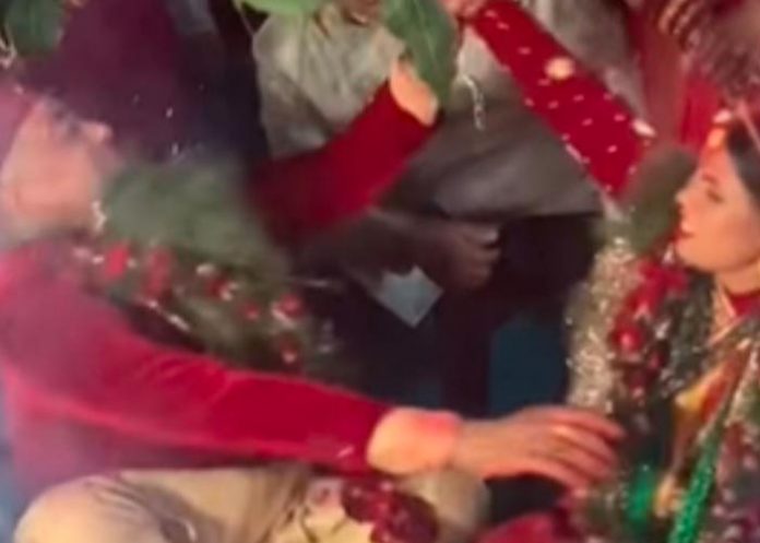 Novia estaba sumamente molesta con esposo en la boda