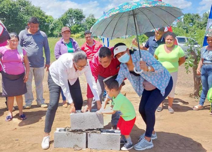 Programa Bismarck Martínez llega a Quezalguaque, León