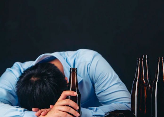 Una cerveza al día basta para dañar al cerebro