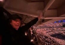 Mick Jagger disfrutó de un show de Coldplay como un fan más Mick Jagger disfrutó de un show de Coldplay como un fan más