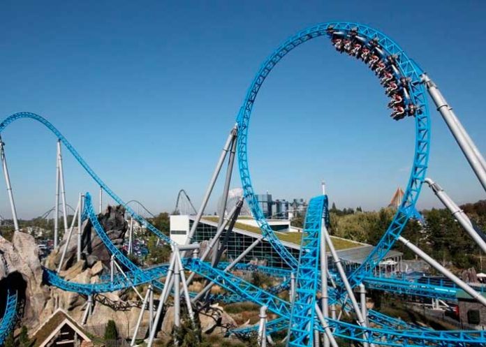 Impresionante choque en una montaña rusa deja 34 lesionados en Alemania