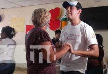 Mañana de baile y alegría para adultos mayores en el barrio Ariel Darce, Managua Recreación con mañana de disfrute con ancianos en Managua