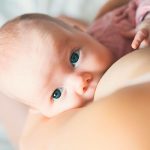 ¿La leche materna puede afectar a tu bebé si padeces obesidad? Dentro del estudio se identificaron más de 245 moléculas