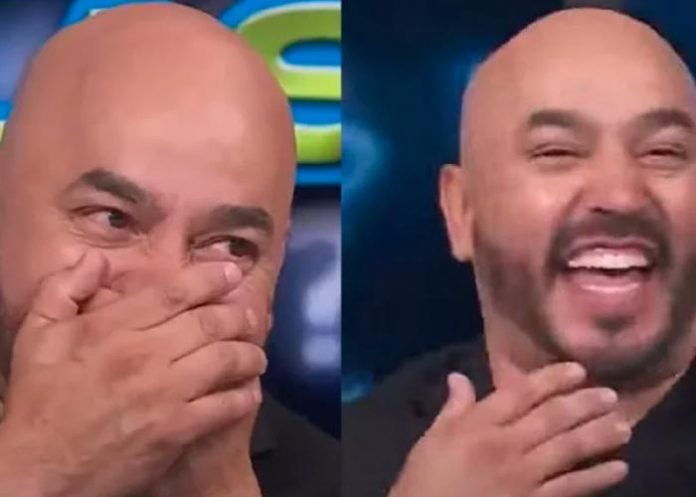 belinda1 Lupillo hizo unos gestos pícaros ante la cámara