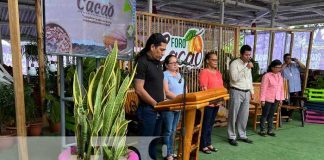 Reunión con productores de cacao en Nicaragua