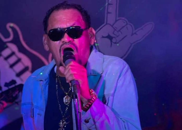 caldera Sin miedo al éxito! Juan Caldera presentó sus más recientes composiciones musicales