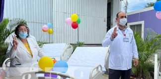 Entrega de camas para hospitales en Nicaragua