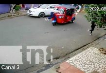 Caponera choca a chatel en una calle de Villa Venezuela, Managua (VIDEO) Accidente de tránsito con caponera en Managua