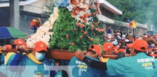 Es una verdadera tradición la de los cargadores de Santo Domingo en Managua