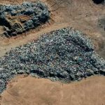 ¡Alerta! Inmenso daño ambiental por cementerio de ropa usada en Chile Inmenso cementerio de ropa usada en Chile causa daño ambiental