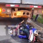 Trágica muerte de motorizado menor de 30 años en Villa Sandino, Chontales Fatal accidente de tránsito en Villa Sandino, Chontales