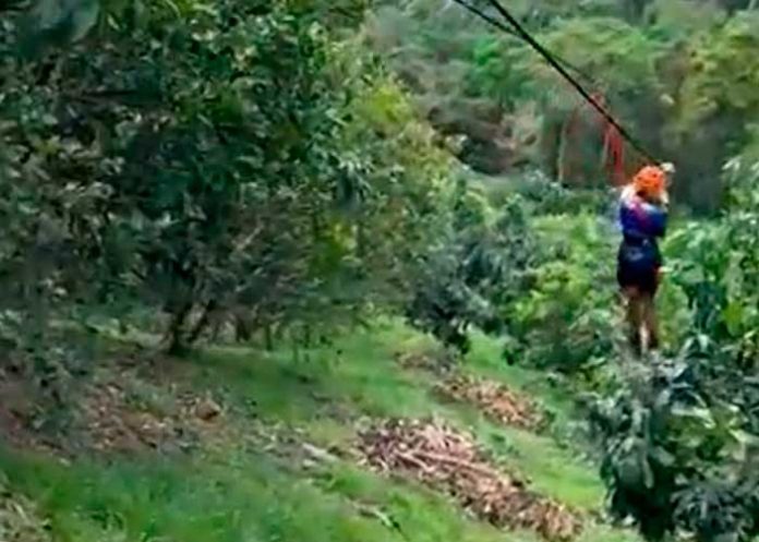 ¡Trágico! Menor muere tras lanzarse de tirolesa en parque en Colombia