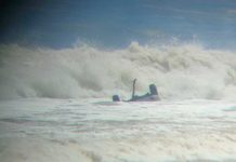 Hallan cadáver flotando en el Mar arrastrado por inundaciones en Costa Rica