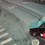 ¡Milagro en Costa Rica! Le pasa camión encima y se levanta como si nada ¡Milagro en Costa Rica! Le pasa camión encima y se levanta como si nada