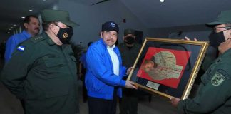 Presidente Daniel Ortega en acto del 43 aniversario de la Fuerza Aérea de Nicaragua