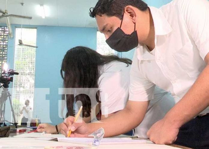 Concurso de dibujo con la Alcaldía de Managua