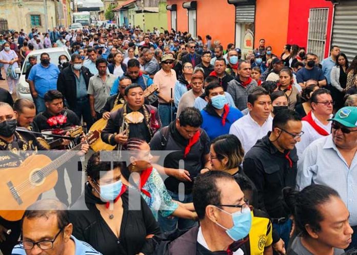 Homenaje en las calles de Diriamba para el alcalde Fernando Baltodano