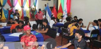 Torneo de dominó en Bluefields en honor a la alfabetización