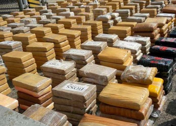 ecuador2 ¡Clase plátano! de cocaína incautan en Ecuador con destino a Europa