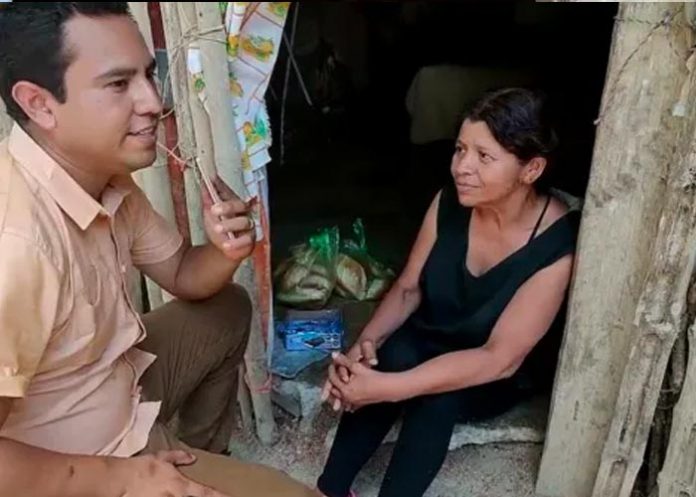 Mujer de Tantoyuca que se hace famosa en TikTokMujer de Tantoyuca que se hace famosa en TikTok