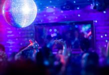 ¡Pánico en España! Investigan ataques con agujas a mujeres en discotecas ¡Pánico en España! Investigan ataques con agujas a mujeres en discotecas