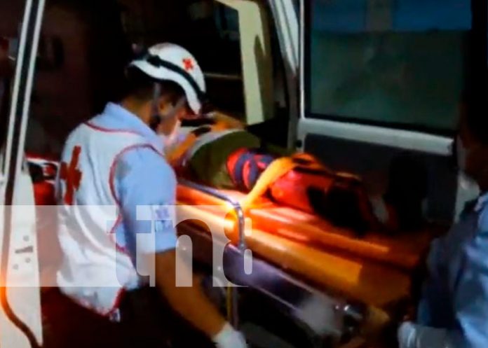 Abuelita es arrollada cuando regresaba de culto en Granada