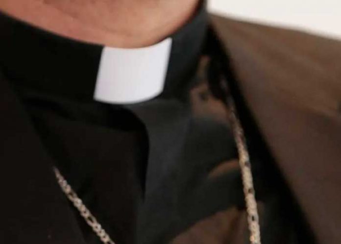 Condenan a cárcel a religioso guatemalteco tras violar a menor en Colombia