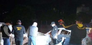 Turba enardecida queman vivos a tres secuestradores en Guatemala
