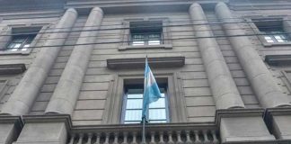 Colegio Jesuita donde el papa impartió clases es acusado de encubrir abusos sexuales
