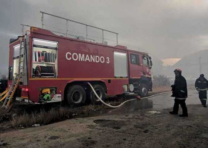 incendio-control-matanzas-45 Trabajos de sofoque de incendio en Matanzas, Cuba