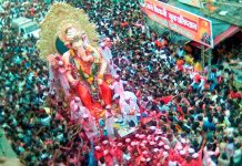¿A dónde ira a parar la humanidad? Celebran al dios elefante en la India