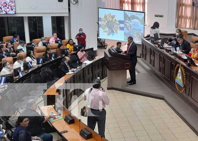 Informe económico de Nicaragua por parte de Hacienda y Crédito Público