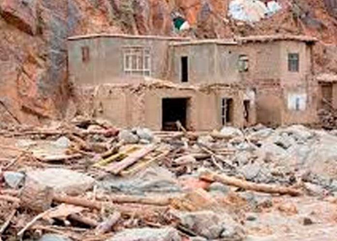 ¡Tragedia en Irak! Deslizamiento de tierra sepulta a mujeres un templo