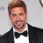 William Levy subasta sus besos ¿Qué opinas? ¿Pagarías por uno? William logró que solo tres mujeres fijaran un monto alto