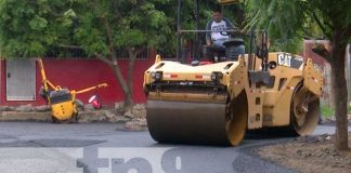 Mejoramiento vial en el barrio Adolfo Reyes, en Managua