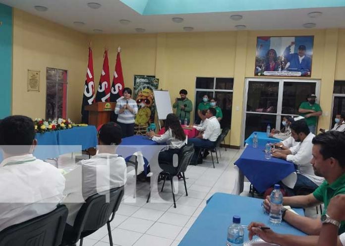 Taller con INAFOR y MARENA sobre la estandización de la madera