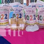 Distribución de la merienda escolar en colegios de Tipitapa