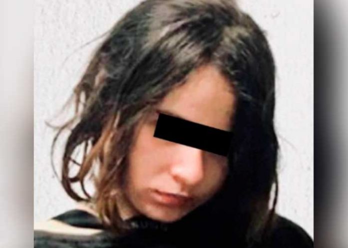 Espeluznantes detalles de la joven que mató a su mamá y tío en México