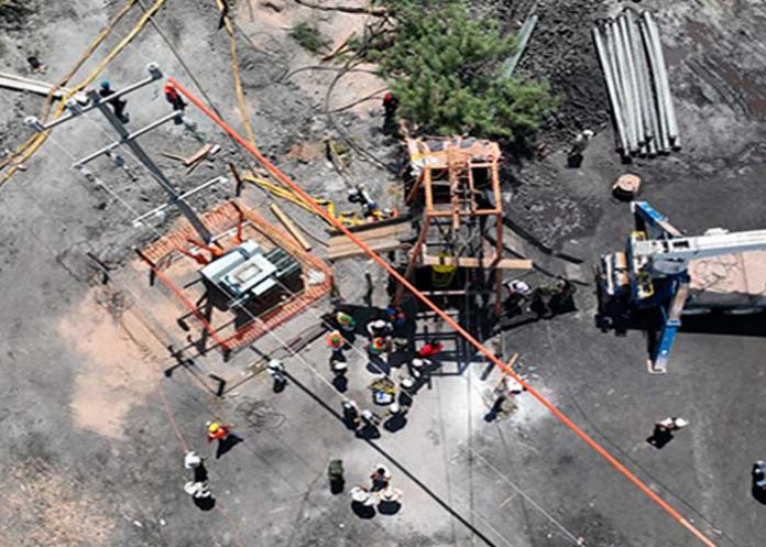 Suspenden búsqueda de mineros en México por riesgo de colapso