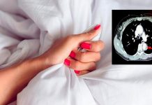 «En alas de cucaracha» Mujer le estalla el pecho teniendo un orgasmo Sus piernas estaban muy presionadas en el orgasmo