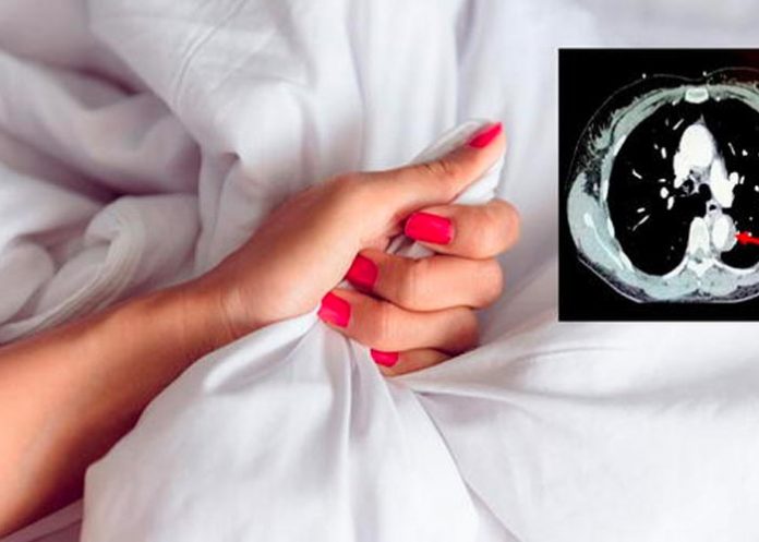 Sus piernas estaban muy presionadas en el orgasmo