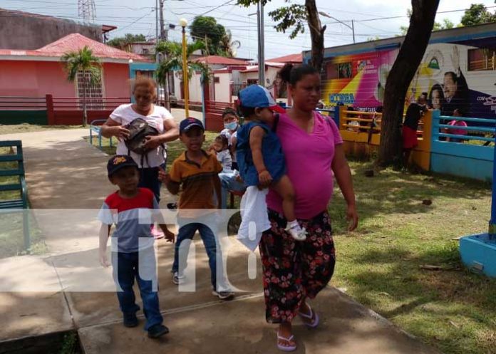 Atención de calidad en clínica móvil de Nandaime